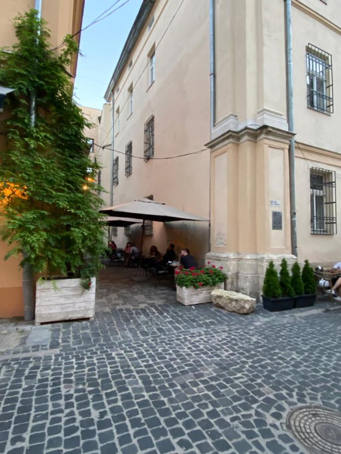 Квартира В Центрі На Вулиці Лесі Українки 19 Lviv Eksteriør billede